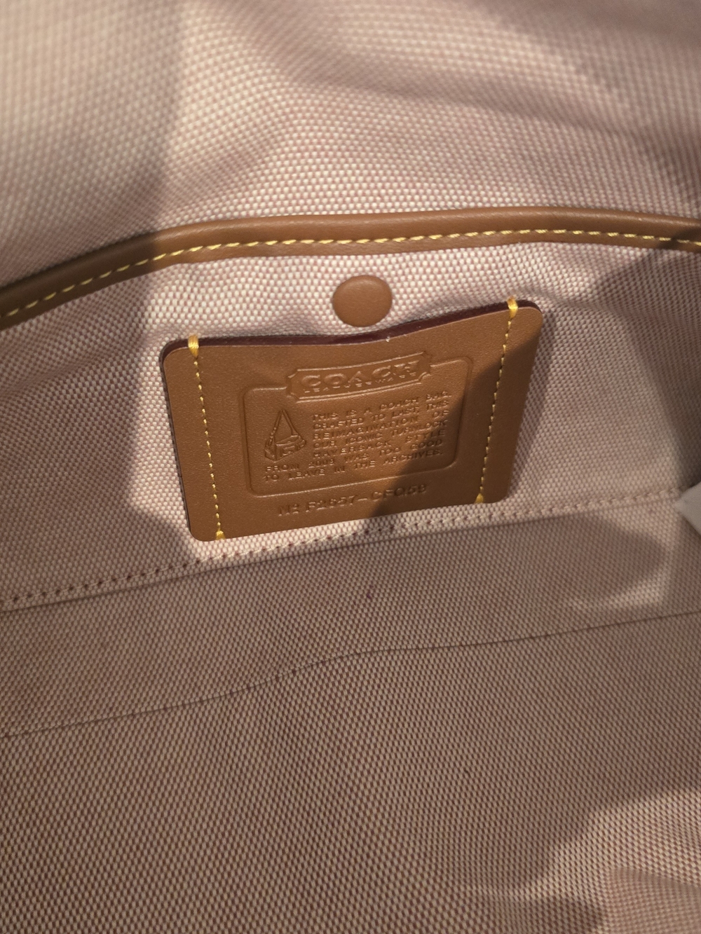 Coach Turnlock Haversack 27 Magenta - Picture 7 of 8